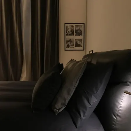 Montenapoleone Luxury Flat